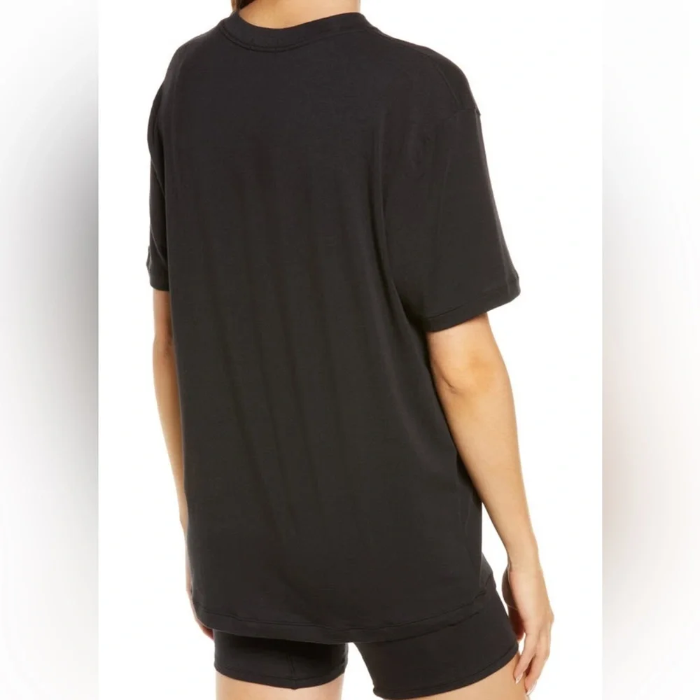 Skims Boyfriend T Shirt - Picture 2 of 9